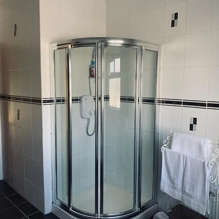 St John's ベッド・アンド・ブレックファスト 3*